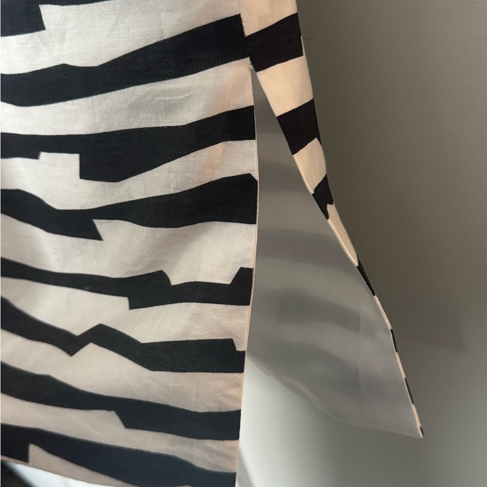 Chic Striped Black and White Women’s Jacket - Picture 8 of 9